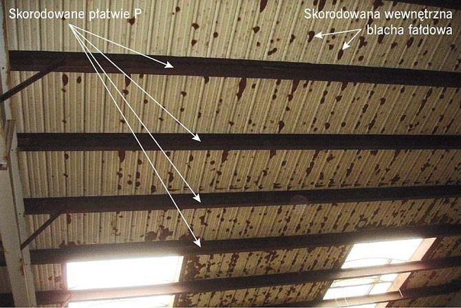 Błędy projektowania dachowych blach fałdowych przyczyną zagrożenia awaryjnego stalowej hali przemysłowej