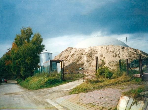 Kopuła żelbetowa - kurhan w Karniowicach jako przykład wykorzystania systemu monolithic