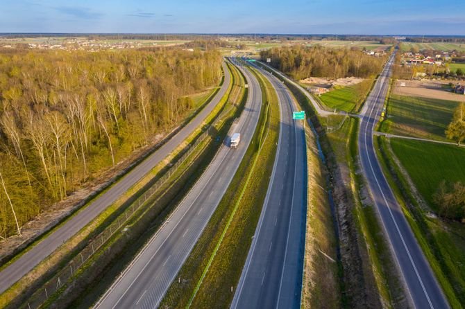 Nowe inwestycje drogowe wyprowadzają ruch z miast