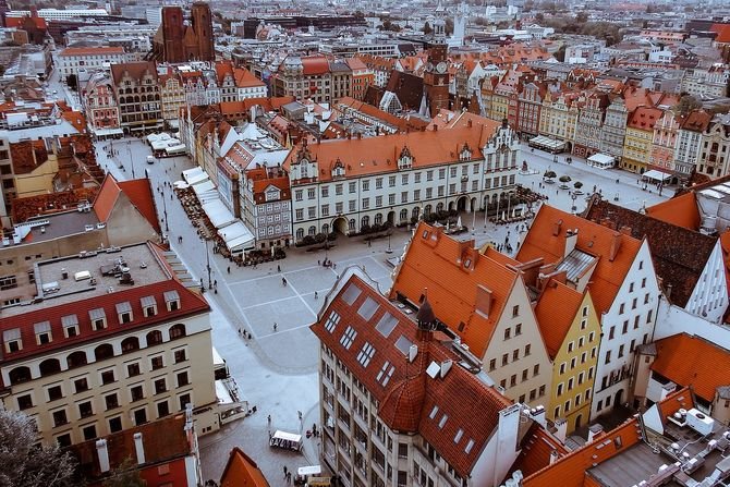 Więcej przystępnych cenowo mieszkań we Wrocławiu dzięki porozumieniu z KZN