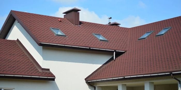 Jak dobierać rynny do pokrycia dachowego?