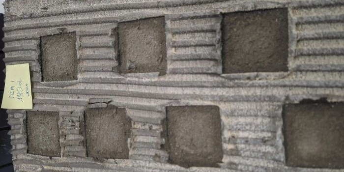 Cementy o obniżonej emisji w klejach do płytek – czy warto je stosować?