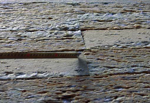Użytkowanie obiekt&oacute;w budowlanych a zachowanie odporności ogniowej element&oacute;w budynku | The use of civil structures versus the preservation of fire resistance of building envelope elements