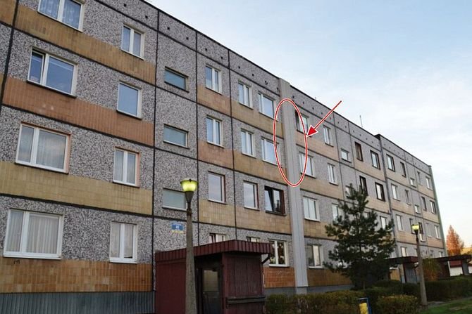 Ocieplona szczelina dylatacyjna w budynku wielkopłytowym
Archiwa autor&oacute;w