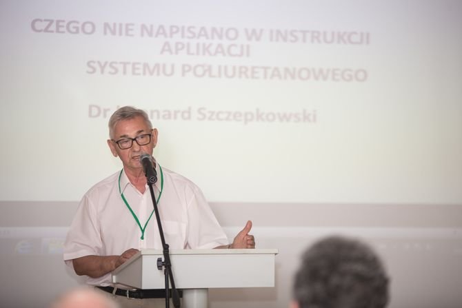 Natomiast konsultant ds. poliuretanu dr Leonard Szczepkowski podzielił się z uczestnikami spotkania swoimi doświadczeniami dotyczącymi aplikacji systemów poliuretanowych.