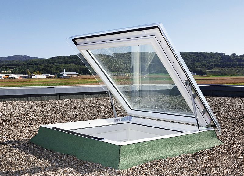 Okno do dachów płaskich VELUX CVP; fot.: Velux
