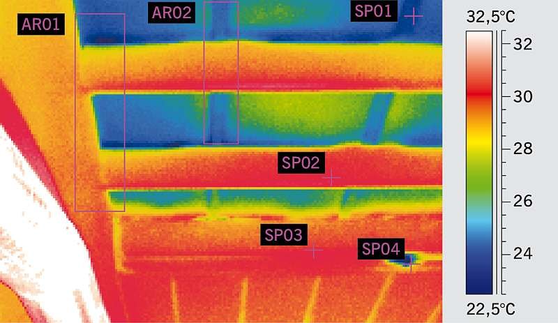 RYS. 24. Termogram stropodachu od strony wewnętrznej; rys.: [8]