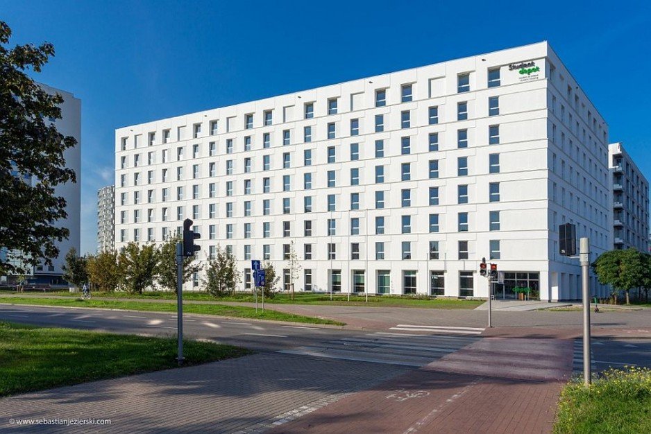 Akademik Student Depot w Gdańsku – Fasada Roku 2020 w kategorii „budynek niemieszkalny nowy”
