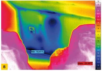 FOT. 8. Rozkład termiczny izolacji termicznej dachu w okolicach ścianki kolankowej z płytami gipsowo­‑kartonowymi