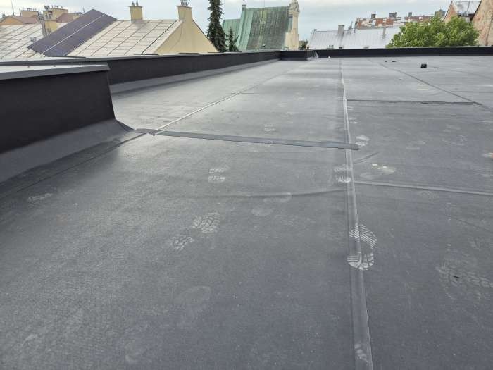 pokrycie dachu szkoly epdm sealeco 4