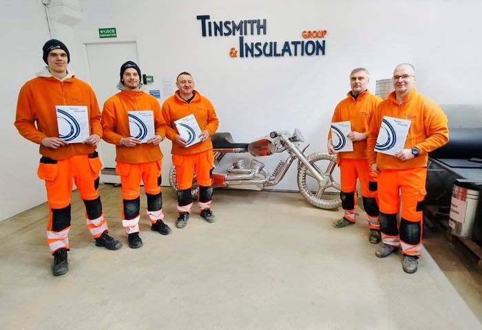 zdjecie kursantow tinsmith insulation