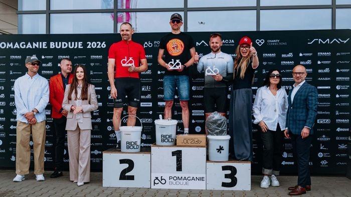 pomaganie buduje kolarstwo zwyciezcy
