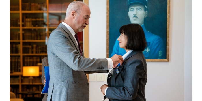 Joanna Czynsz-Piechowiak odznaczona Narodowym Orderem Zasługi Republiki Francuskiej. Fot. Saint-Gobain